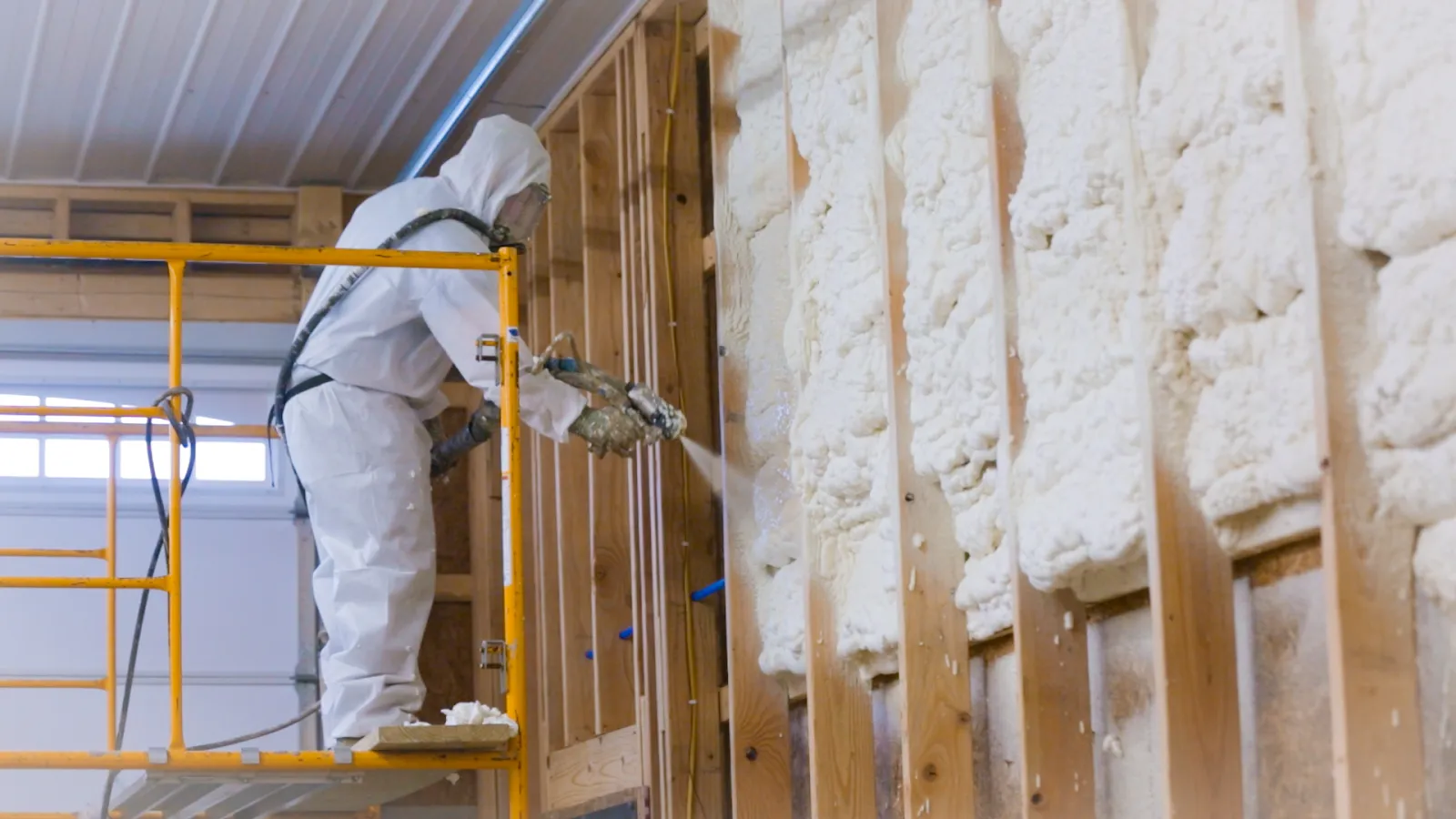 How Kirkland Weather Affects Commercial Insulation Needs