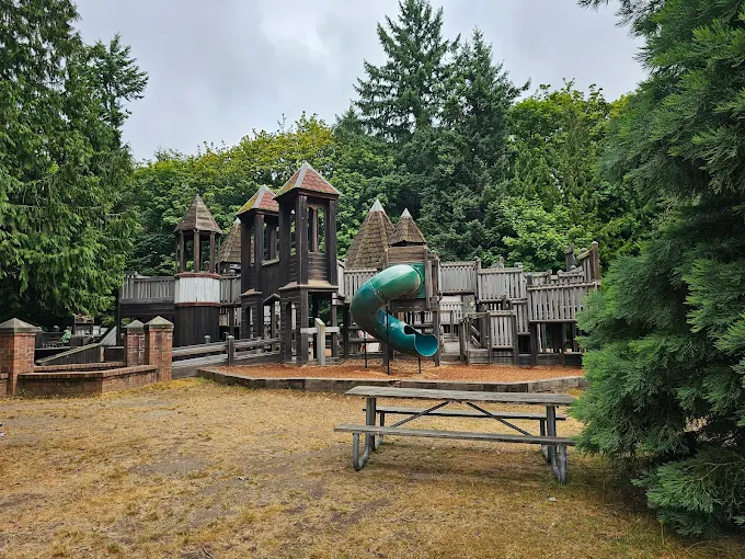 Saint Edward State Park